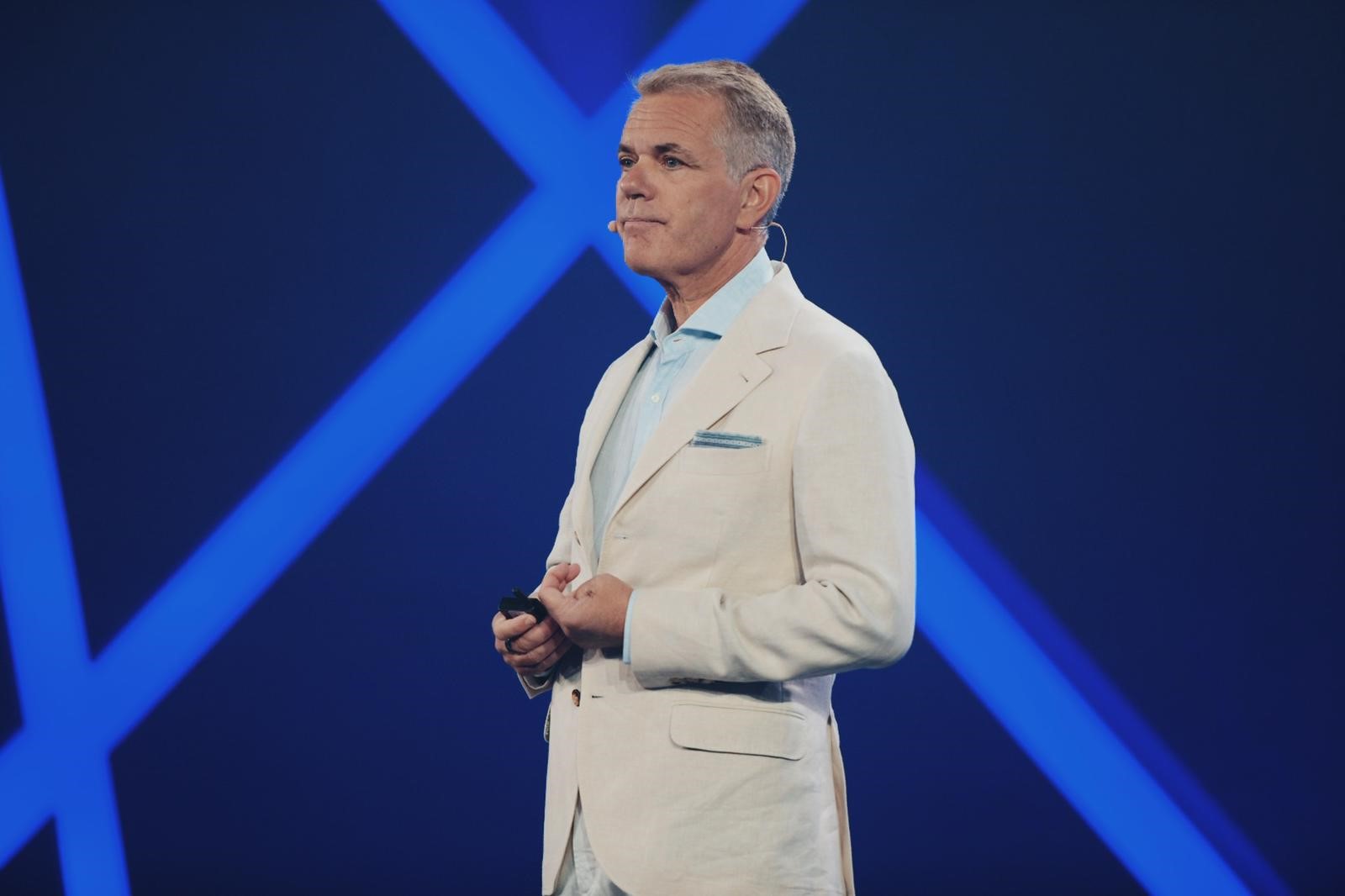 HxGN Spotlight | HxGN LIVE Global 2022: Hexagon CEO proclaims “what stands in the way becomes the way” for sustainability