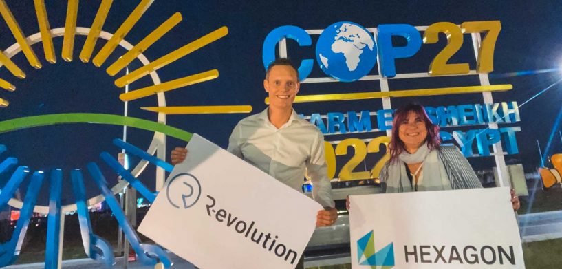 Erik Josefsson and Bego Verdejo in front of the main COP27 sign in Sharm el-Sheikh